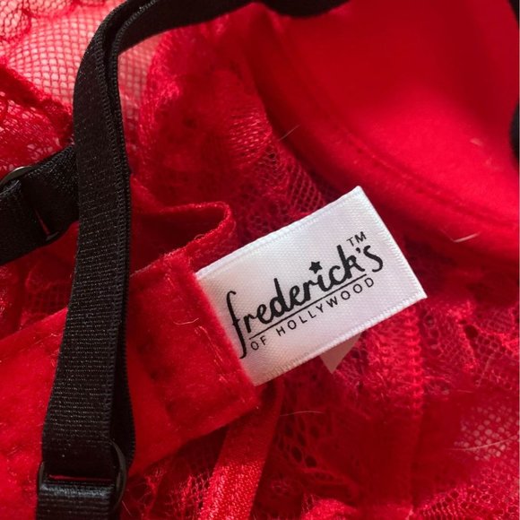 Fredericks of Hollywood Sexy 2 piece Christmas Santa Lace Teddy M - Picture 5 of 6